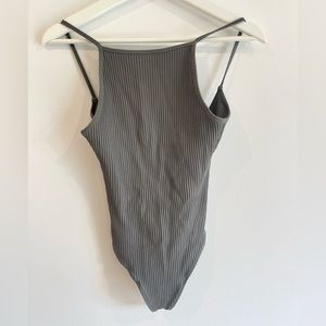 Wildred Aritzia high neck ribbed bodysuit green/gray S
